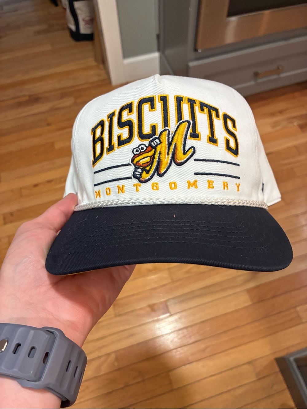 Montgomery Biscuits Trucker Hat Cap Snap Back Mens One Size Baseball 47 NWOT